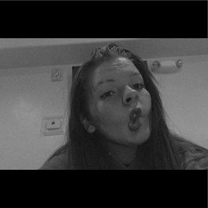 Meet your Posher, Katelynn